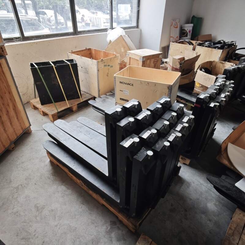 室内使用电动叉车，还需要考虑哪些安全