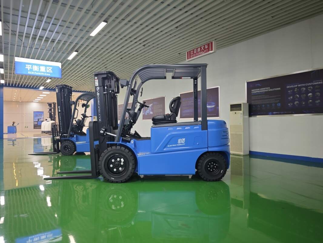 湖北超市后仓电动叉车，日常维护减少故障(图1)