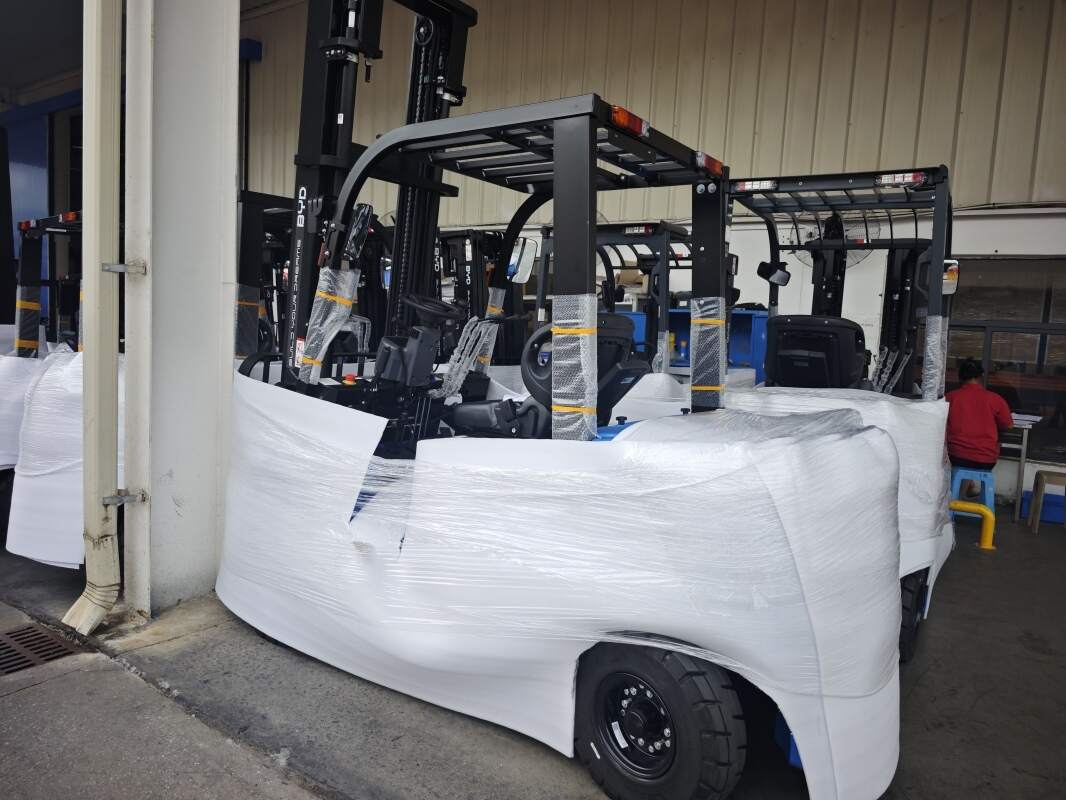 电商仓用电动叉车，咸宁怎么选型